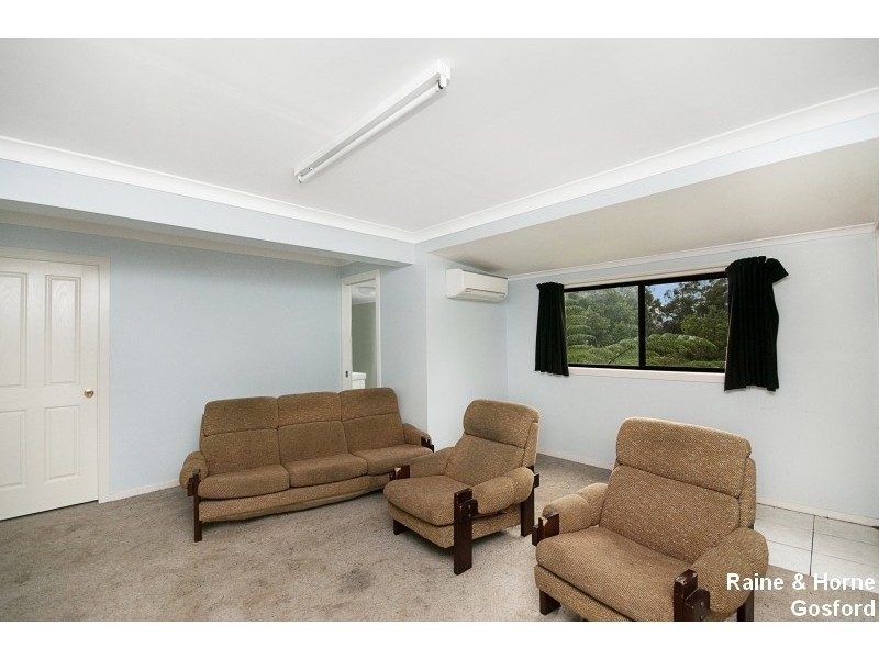 7 Nalkari Avenue, Wyoming NSW 2250