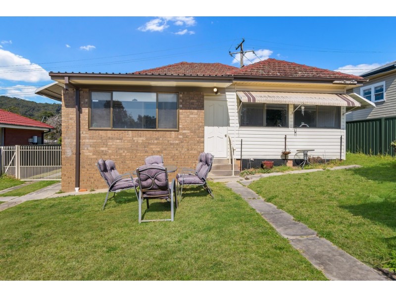 80 Glennie Street, Wyoming NSW 2250