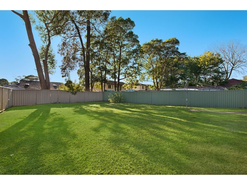 242 Brisbane Water Drive, Point Clare NSW 2250