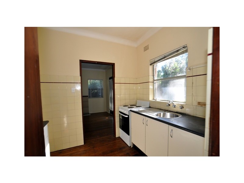 6 Kibble Street, Gosford NSW 2250