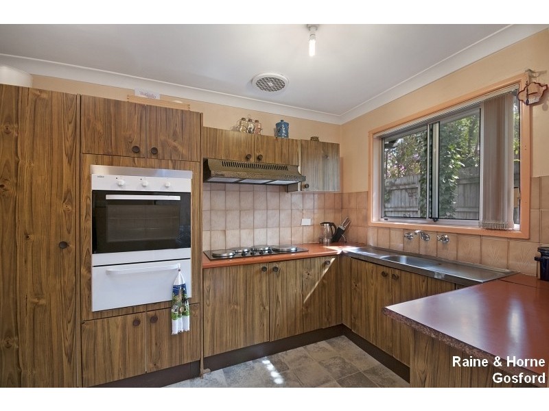 30 Akora Street, Wyoming NSW 2250
