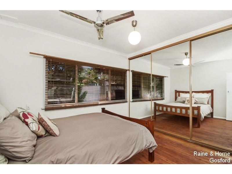 70 Jarrett Street, Wyoming NSW 2250