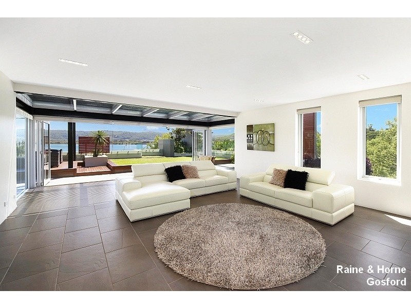 20/43 Masons Parade, Point Frederick NSW 2250