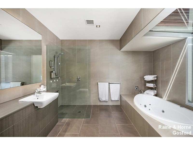 20/43 Masons Parade, Point Frederick NSW 2250