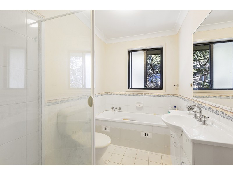 8/43-45 Donnison Street W, West Gosford NSW 2250