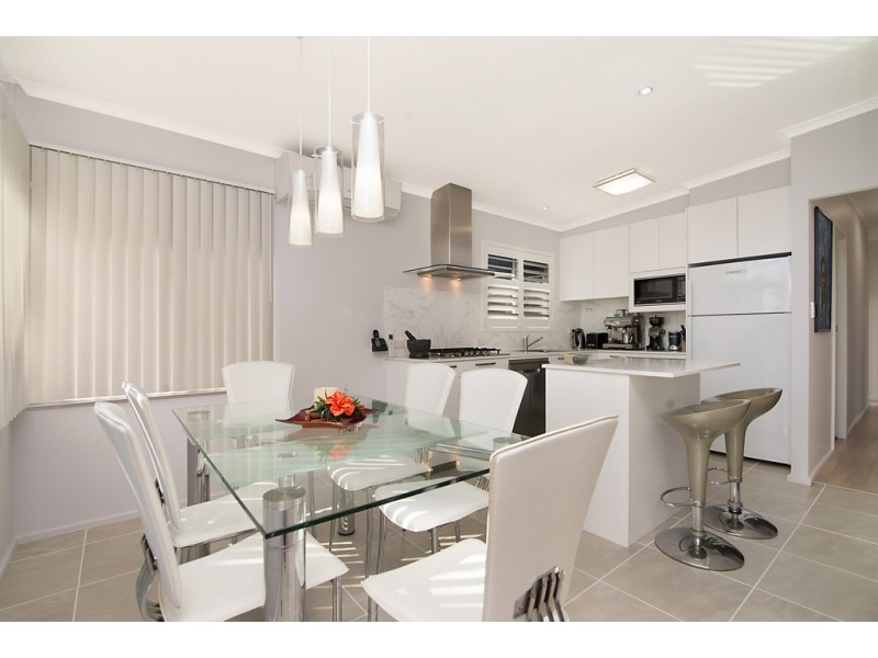 16 Curringa Road, Kariong NSW 2250