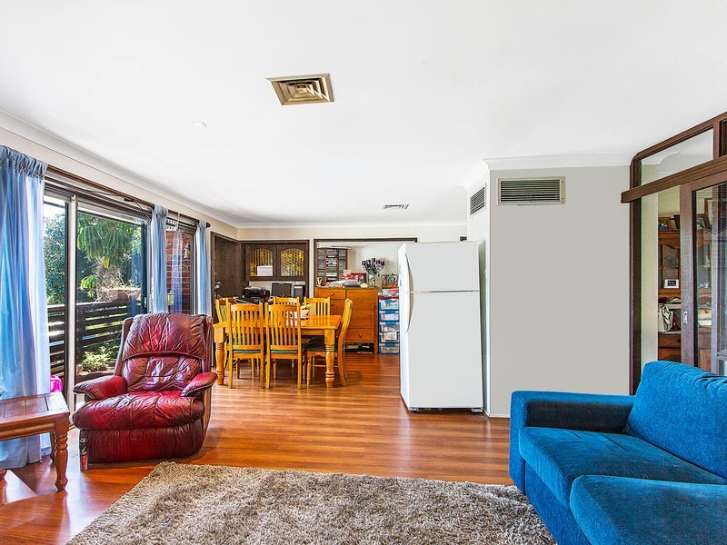 220 Brisbane Water Drive, Point Clare NSW 2250