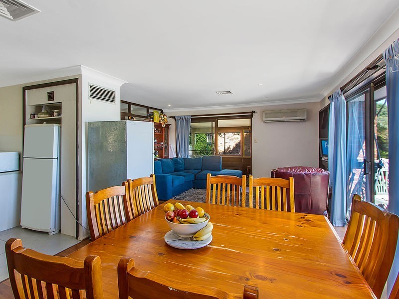 220 Brisbane Water Drive, Point Clare NSW 2250