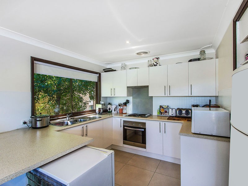 220 Brisbane Water Drive, Point Clare NSW 2250
