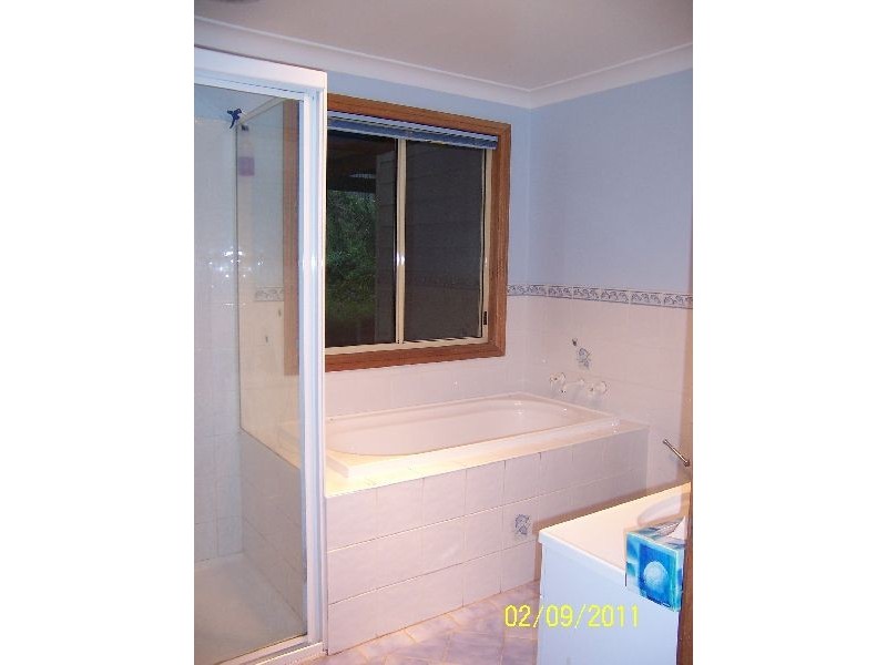 2 Knight Close, Ourimbah NSW 2258