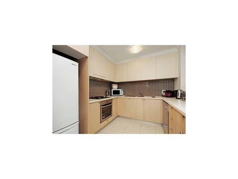 142/80 John Whiteway Drive, Gosford NSW 2250