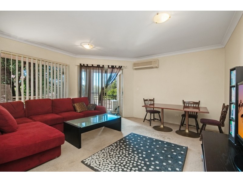 4/35 Central Coast Highway, West Gosford NSW 2250