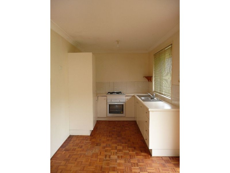 6 Anniversary Place, Tuggerah NSW 2259