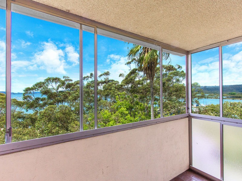 22/1 Mann Street, Gosford NSW 2250