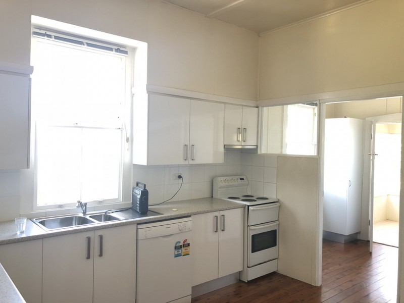 21 Duke Street, Point Frederick NSW 2250