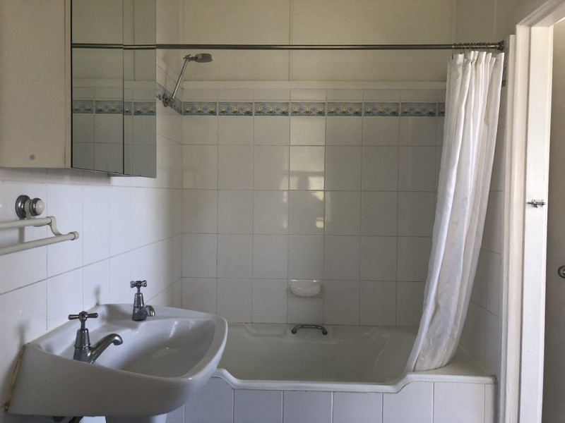 21 Duke Street, Point Frederick NSW 2250