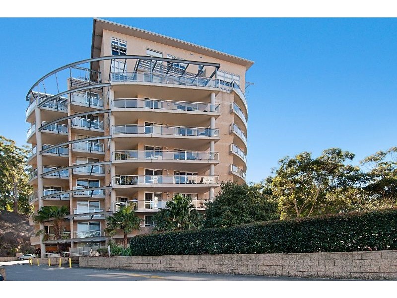 371/80 John Whiteway Drive, Gosford NSW 2250