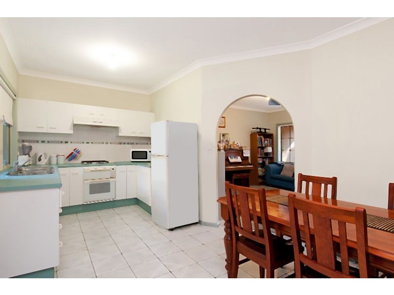 7/6 Beechwood Close, Ourimbah NSW 2258