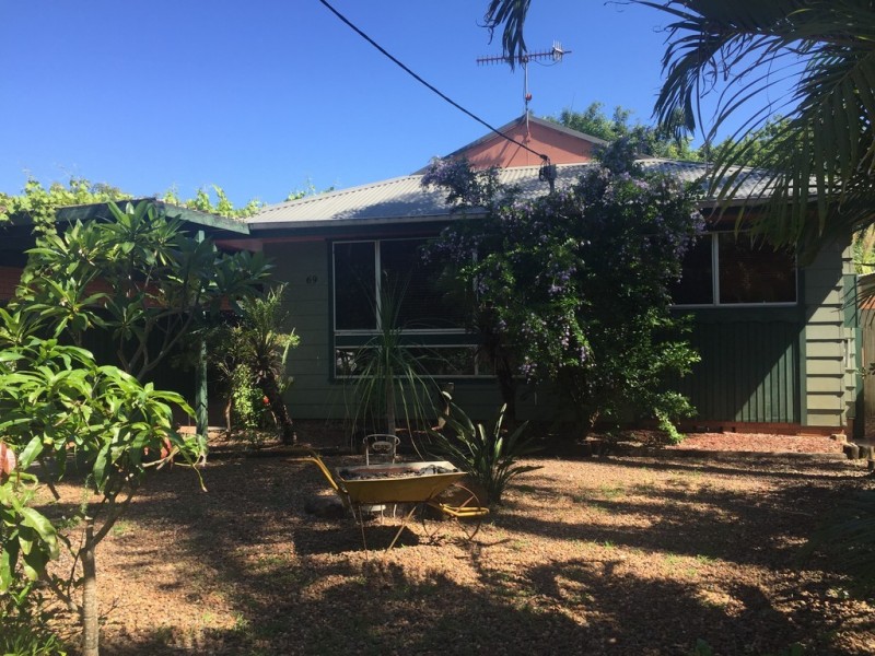 69 Boronia Avenue, Woy Woy NSW 2256