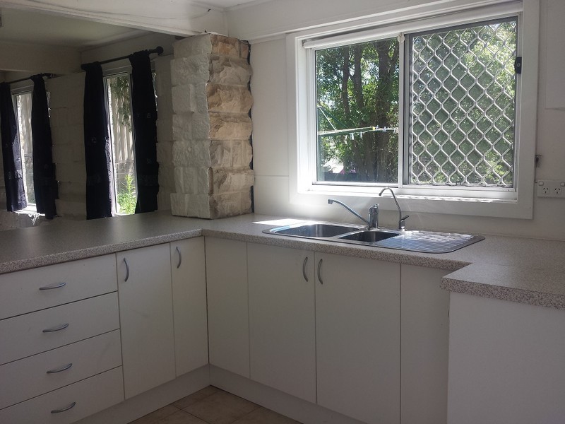 Lower 206 Gertrude Street, Gosford NSW 2250