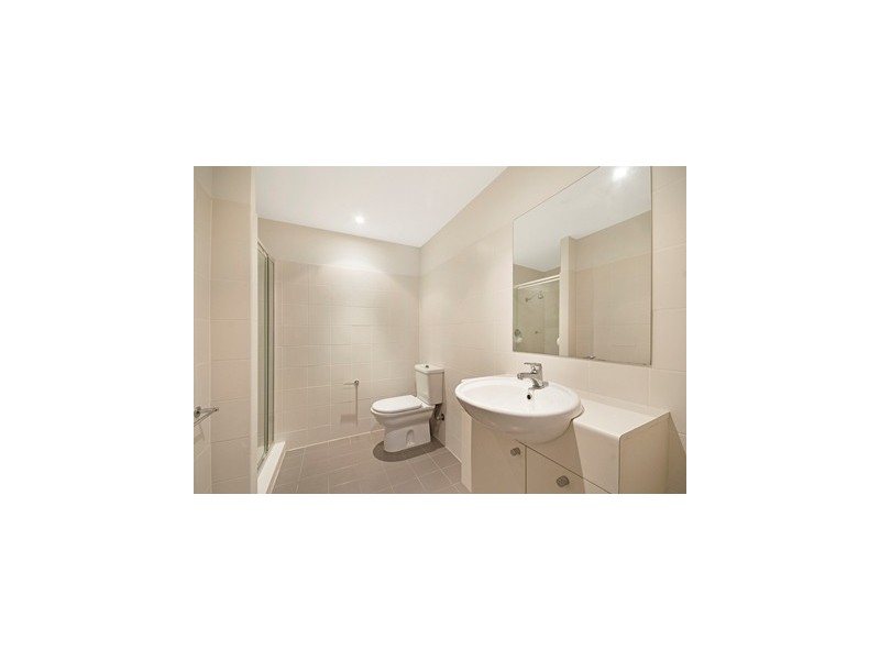 214/80 John Whiteway Drive, Gosford NSW 2250