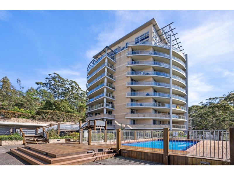214/80 John Whiteway Drive, Gosford NSW 2250