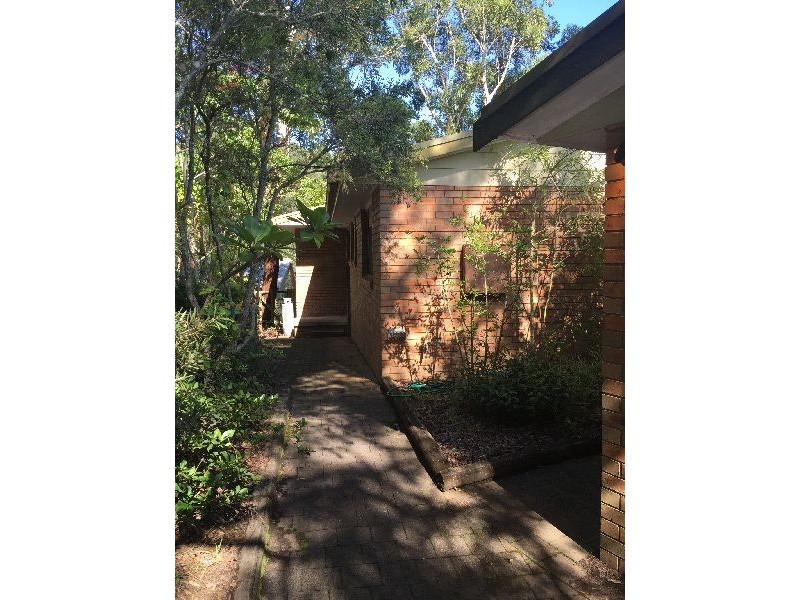 4 Tottenham Place, North Gosford NSW 2250