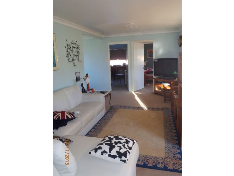 25 Black Swan Street, Berkeley Vale NSW 2261