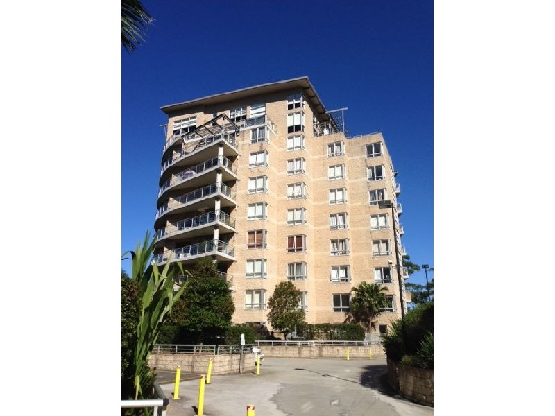 132/80 John Whiteway Drive, Gosford NSW 2250