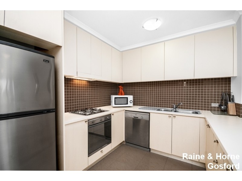 462/80 John Whiteway Drive, Gosford NSW 2250