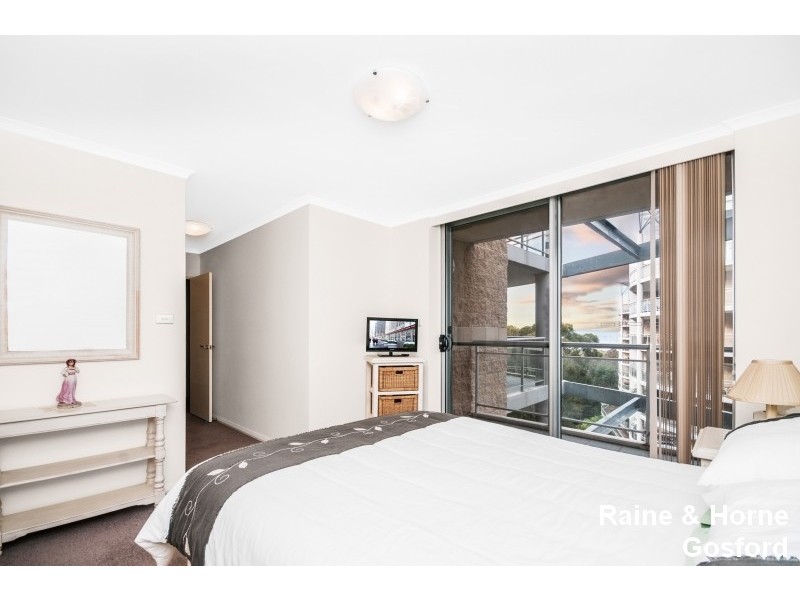 462/80 John Whiteway Drive, Gosford NSW 2250
