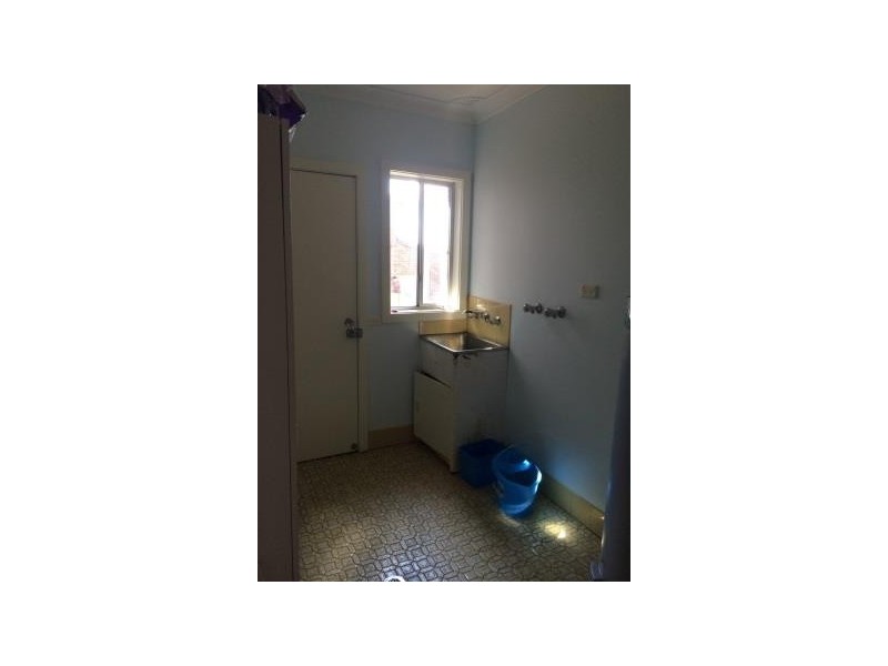 99a Brisbane Water Drive, Point Clare NSW 2250