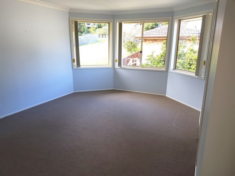 16 Anne Close, Narara NSW 2250