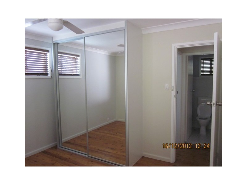 6 Kalori Avenue, Wyoming NSW 2250