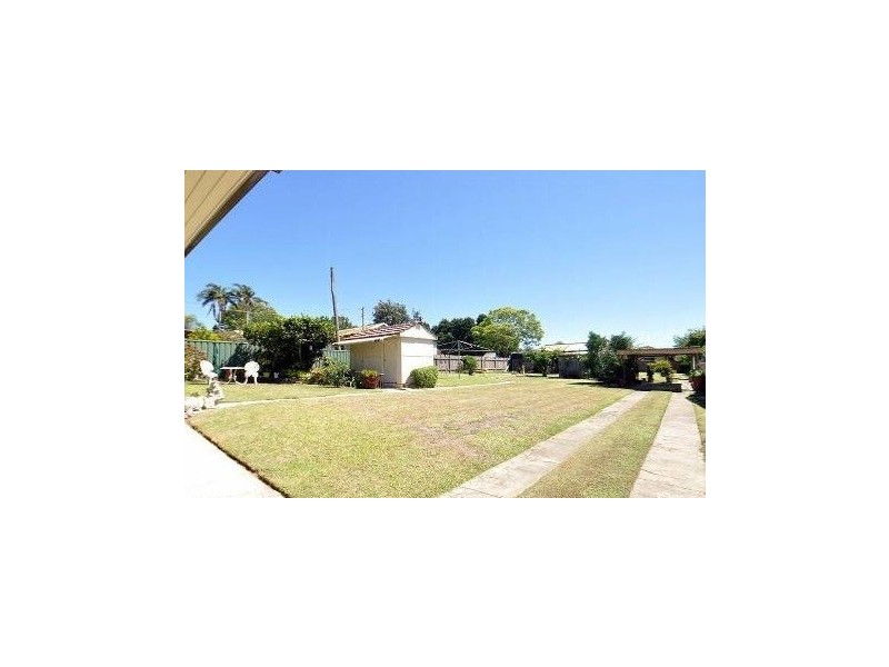 80 Glennie Street, Wyoming NSW 2250