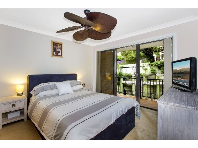 9/11 Riou Street, Gosford NSW 2250