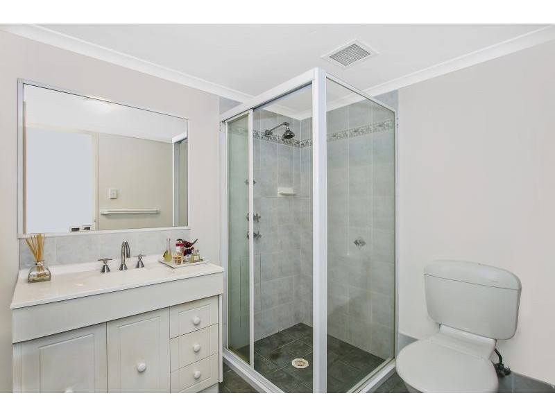 9/11 Riou Street, Gosford NSW 2250