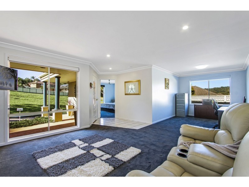 28 Cambourn Drive, Lisarow NSW 2250