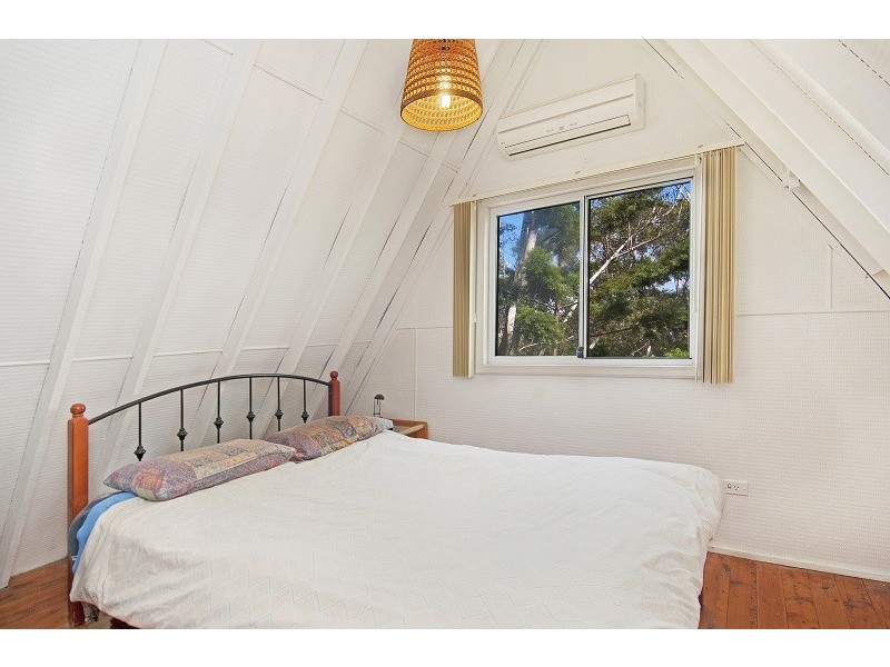 14 Francis Road, North Avoca NSW 2260