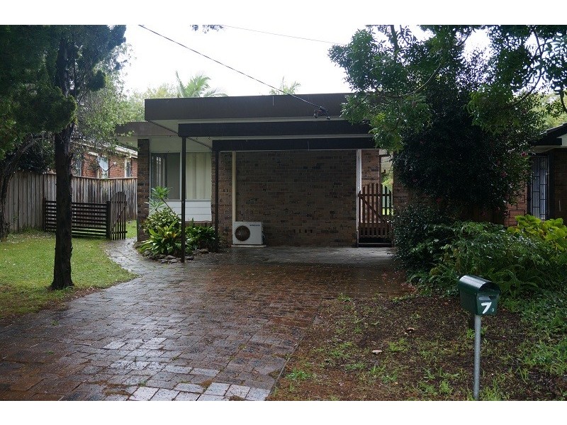 7 Kuburra Road, Erina NSW 2250