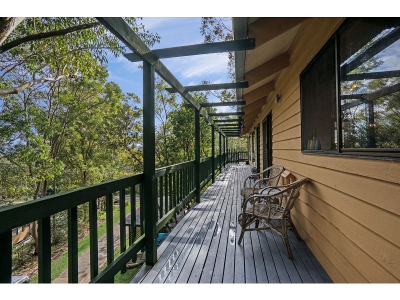 16 The Outlook, North Gosford NSW 2250
