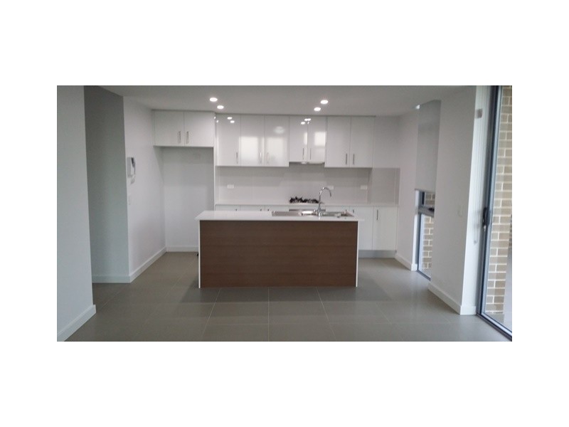 4/10-12 Batley Street, Gosford NSW 2250