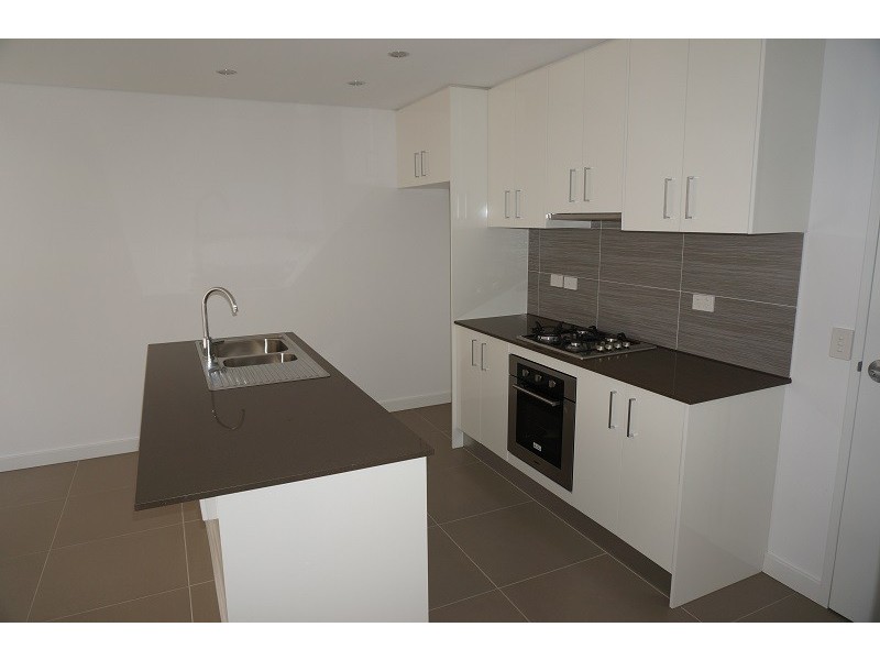 25/10-12 Batley Street, Gosford NSW 2250