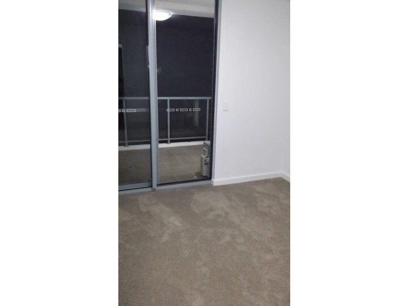 21/10-12 Batley Street, Gosford NSW 2250
