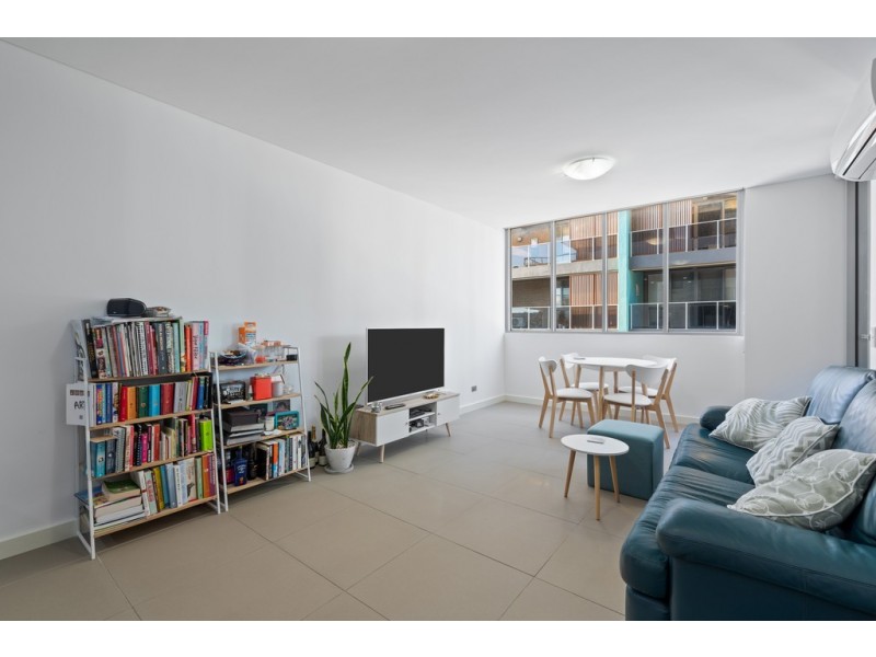 14/10-12 Batley Street, Gosford NSW 2250