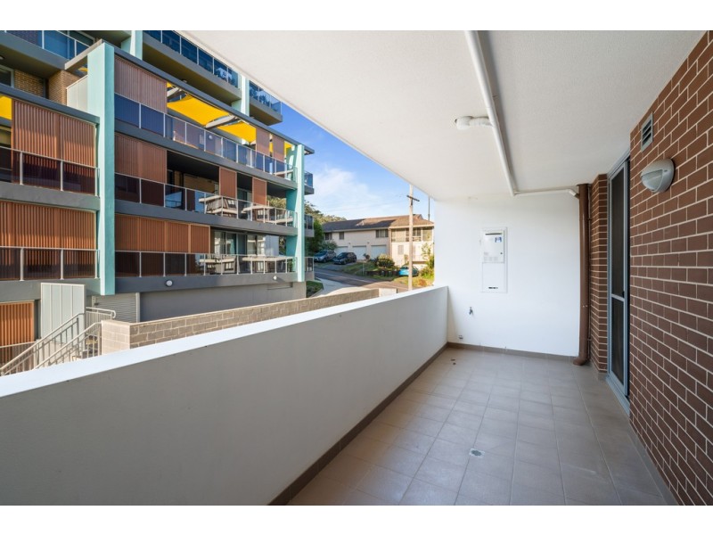 14/10-12 Batley Street, Gosford NSW 2250