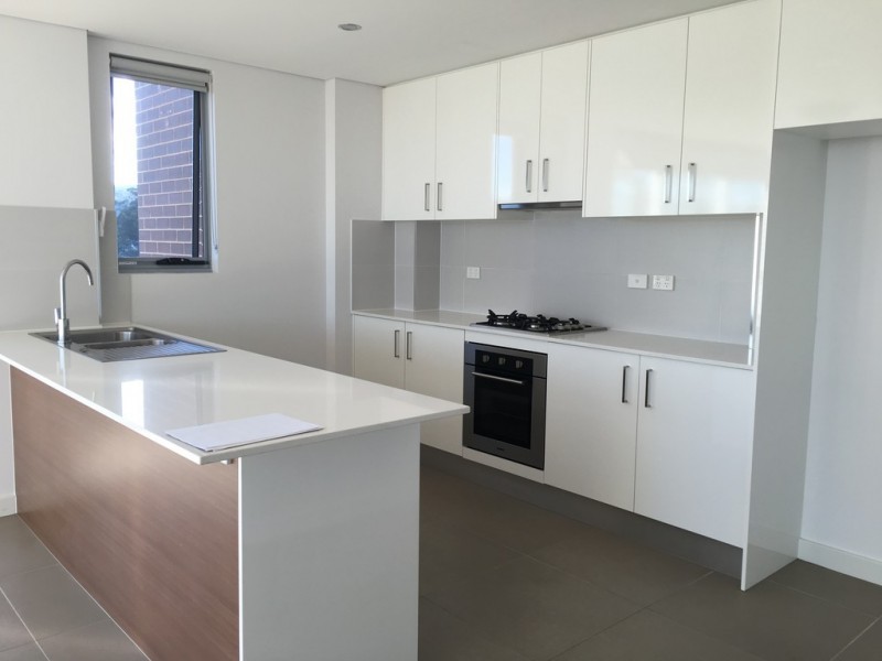12/10-12 Batley Street, Gosford NSW 2250