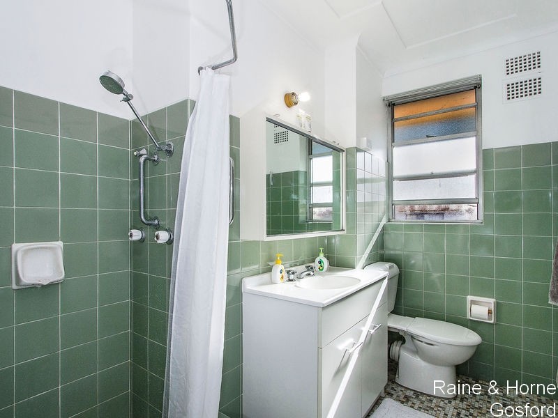 2/9 Riou Street, Gosford NSW 2250