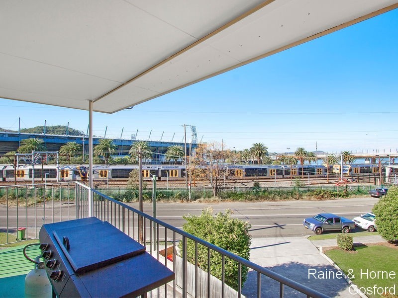 2/9 Riou Street, Gosford NSW 2250