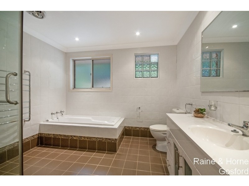 20 Marangani Avenue, North Gosford NSW 2250